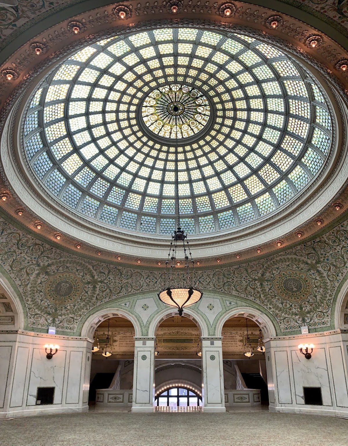 view of Chicago Cultural Center