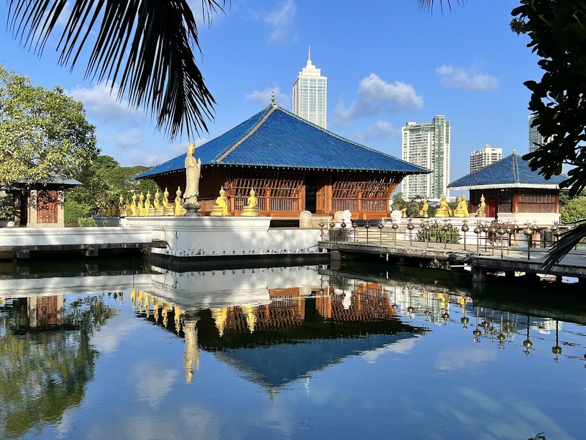Gangaramaya Temple Seema Malaka, Colombo