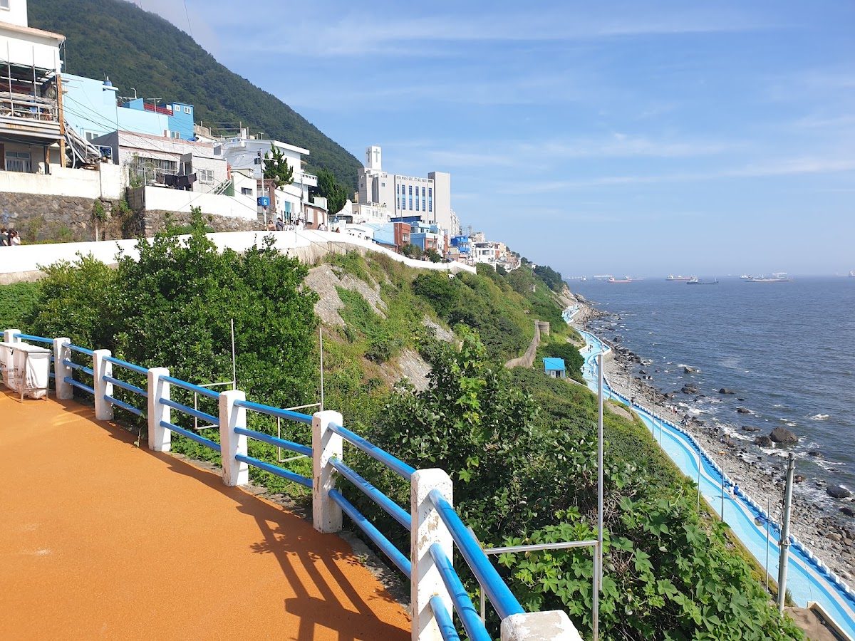 Huinnyeoul Culture Village, Busan