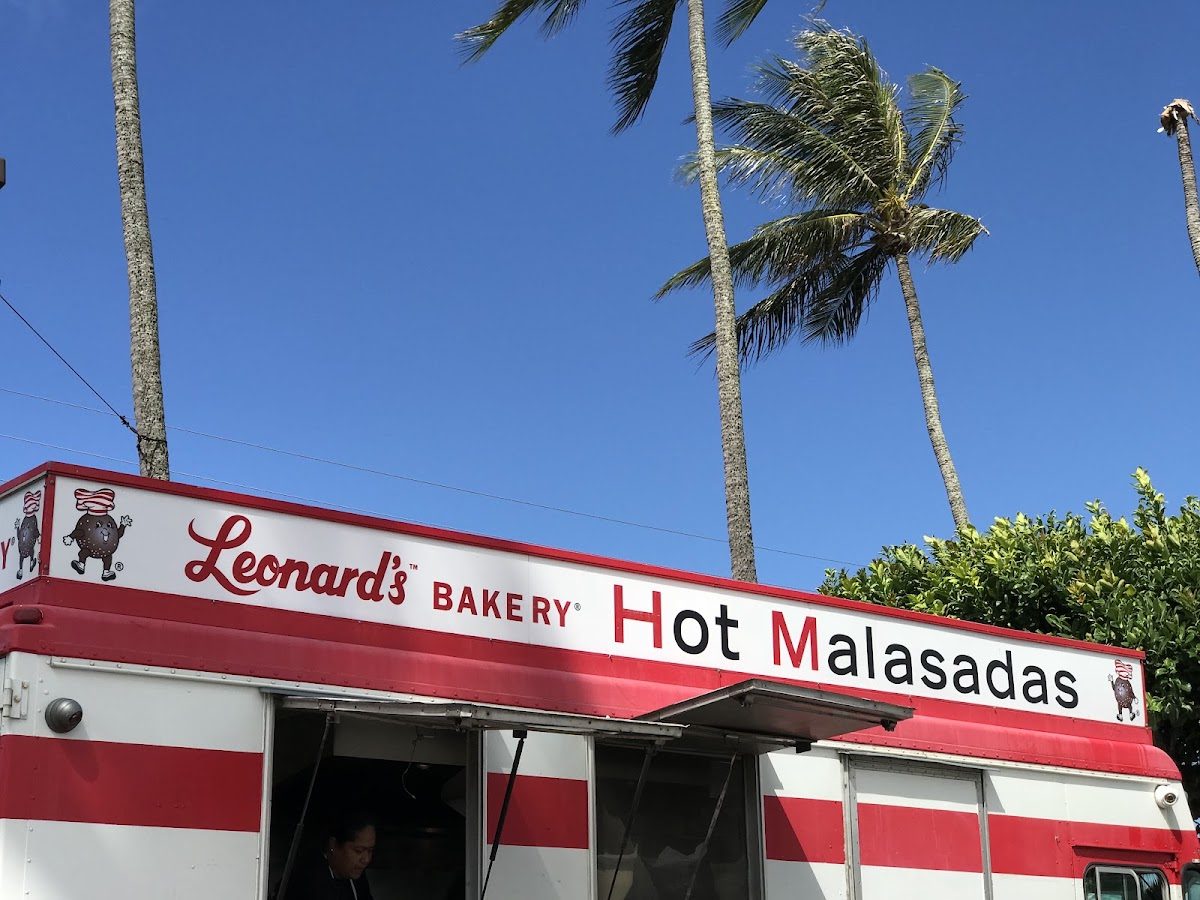 Leonard's Bakery malasadas, Honolulu