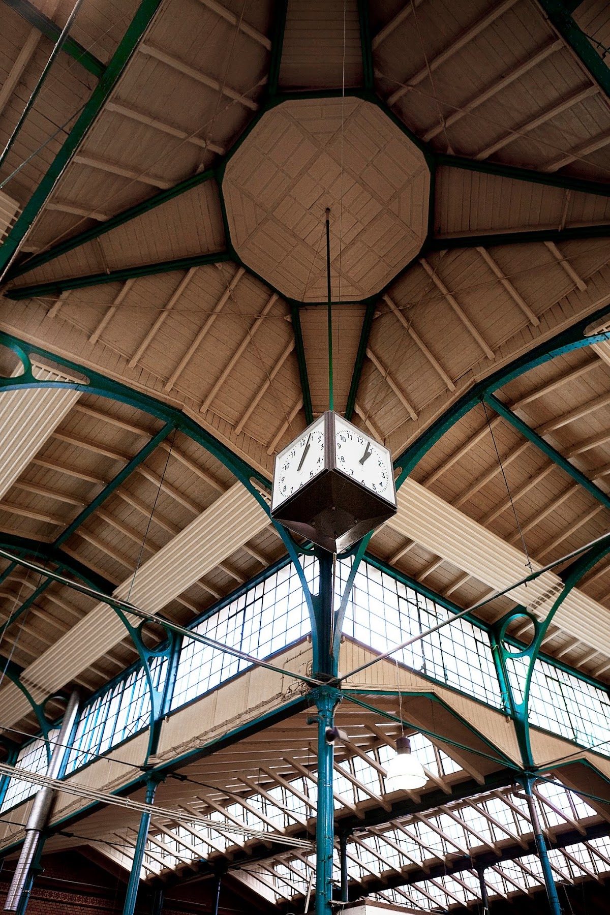 Markthalle Neun interior, Berlin