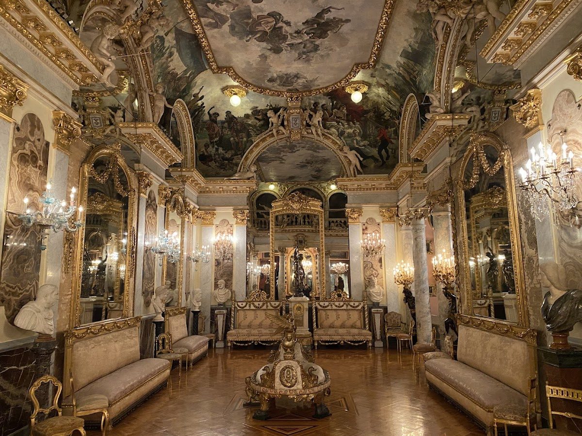 Museo Cerralbo interior, Madrid