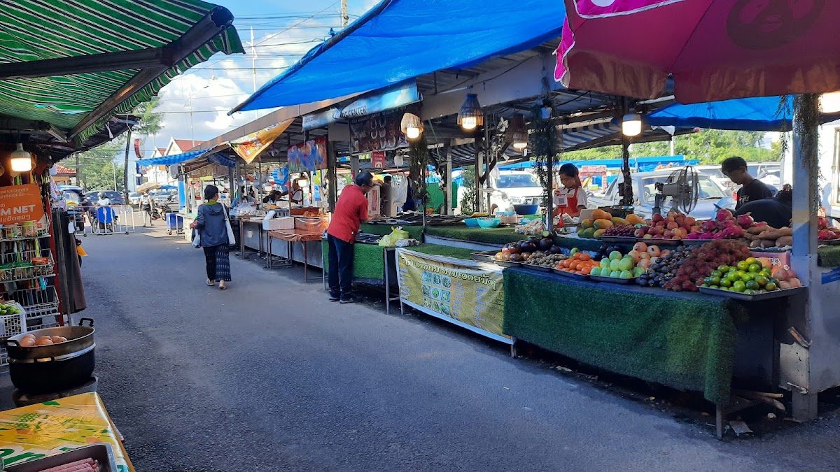 That Luang Food Market Vientiane, Laos
