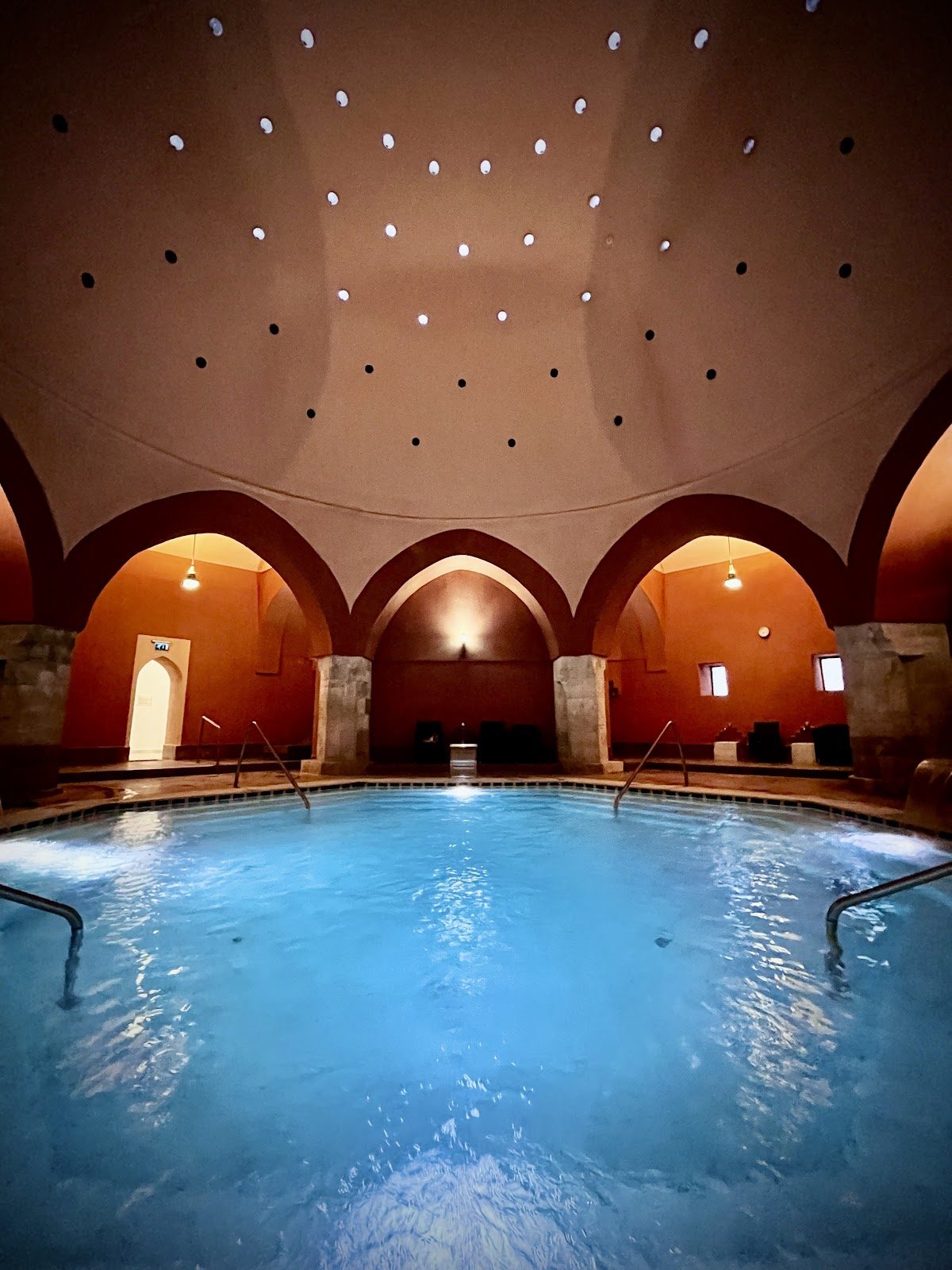 Veli Bej Thermal Bath, Budapest