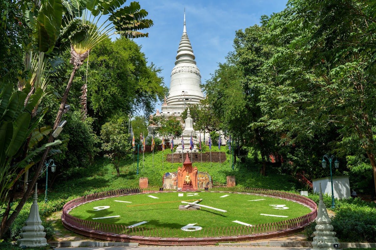 Wat Phnom, Phnom Penh