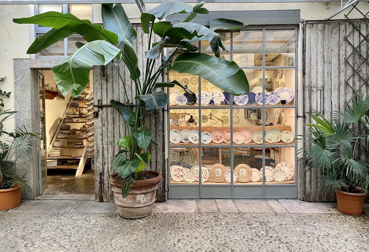 Laboratorio Paravicini Milan, Italy