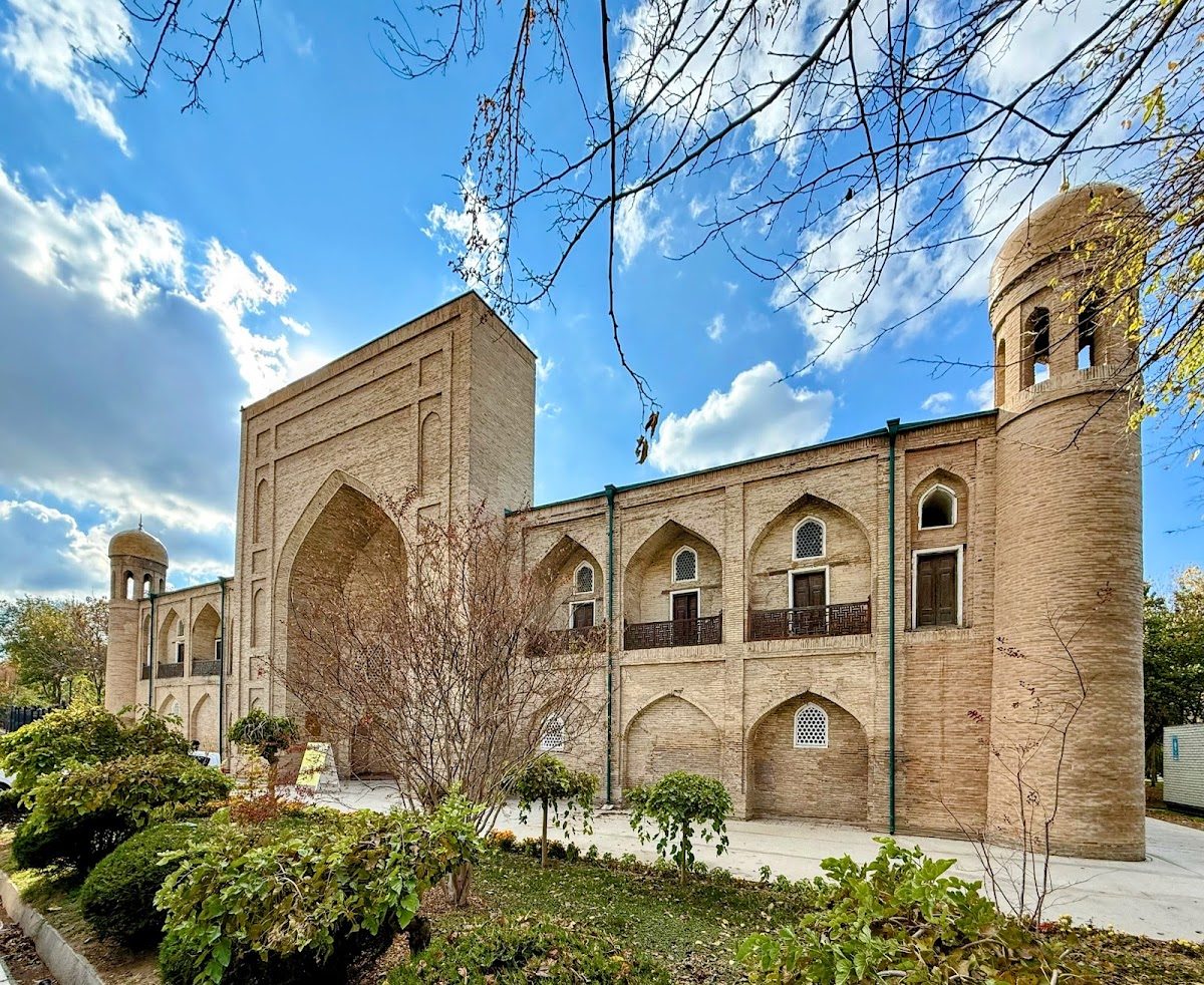Abdulkasim Madrassah crafts, Tashkent