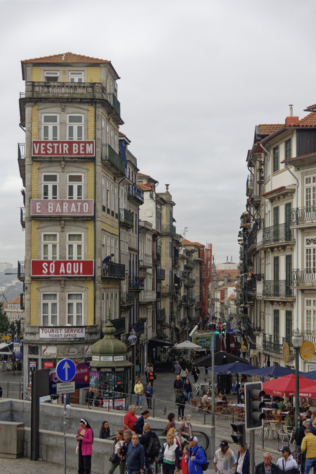 Rua das Flores Porto, Portugal