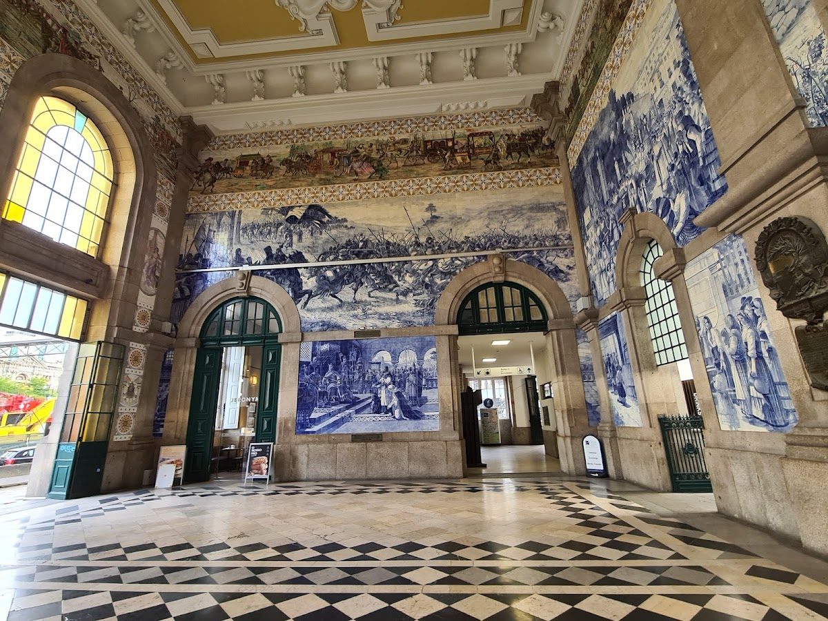 São Bento Railway Station, Porto